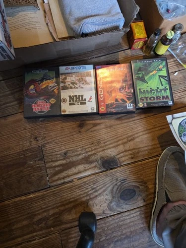 empty Sega case lot of 4 Genesis vintage empty lion king nhl bio hazzard...