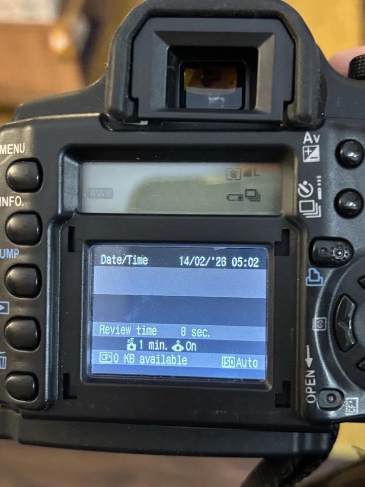 Canon EOS 350D, photo 3 of 5