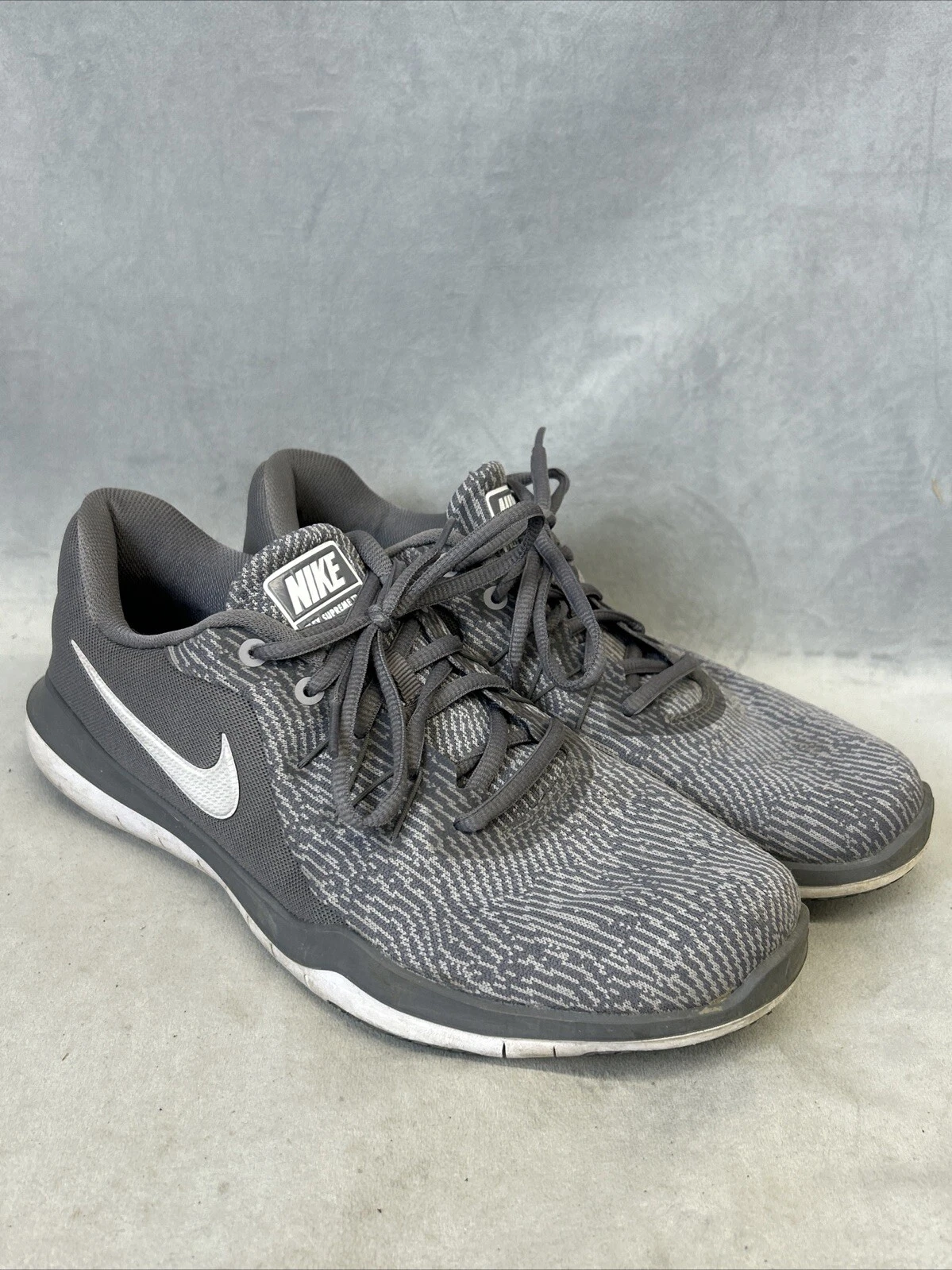 Chaussures Nike Flex Supreme TR 6 femme pointure 9,5 W AH8176 019 gris baskets de course