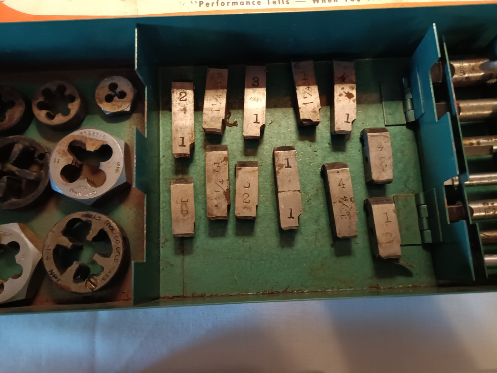 Vintage WELLS TOOL CO GREENFIELD MASS SCREW PLATE TAP & DIE SET eBay