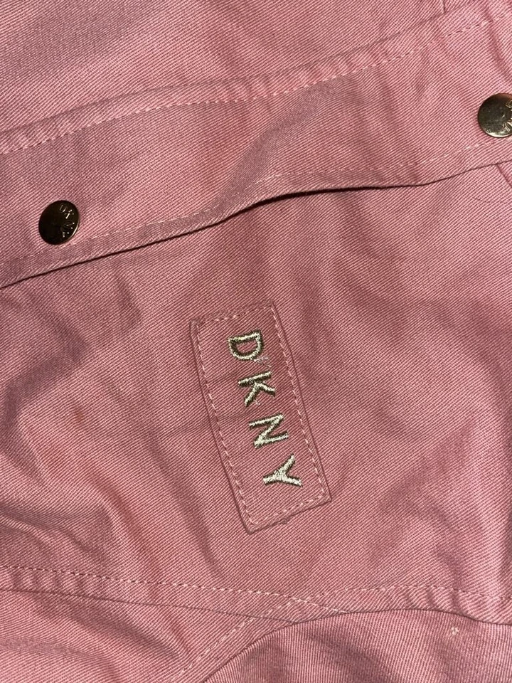 Chaqueta Estilo Denim Rosa Rubor DKNY Niñas Talla X Grande 14-16 Capucha Extraíble Foto 4 de 4