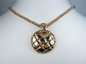 Authentic Nina Ricci Gold Plated Pendant 24" - 74257