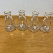Lot of 4 Pyrex 125mL Erlenmeyer Flasks No. 5360 – Lab Glass Beakers – Borosilica
