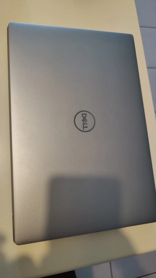 Computer DELL XPS 13 9315 i7 2023 come nuovo, appena revisionato casa madre - Immagine 3 di 4