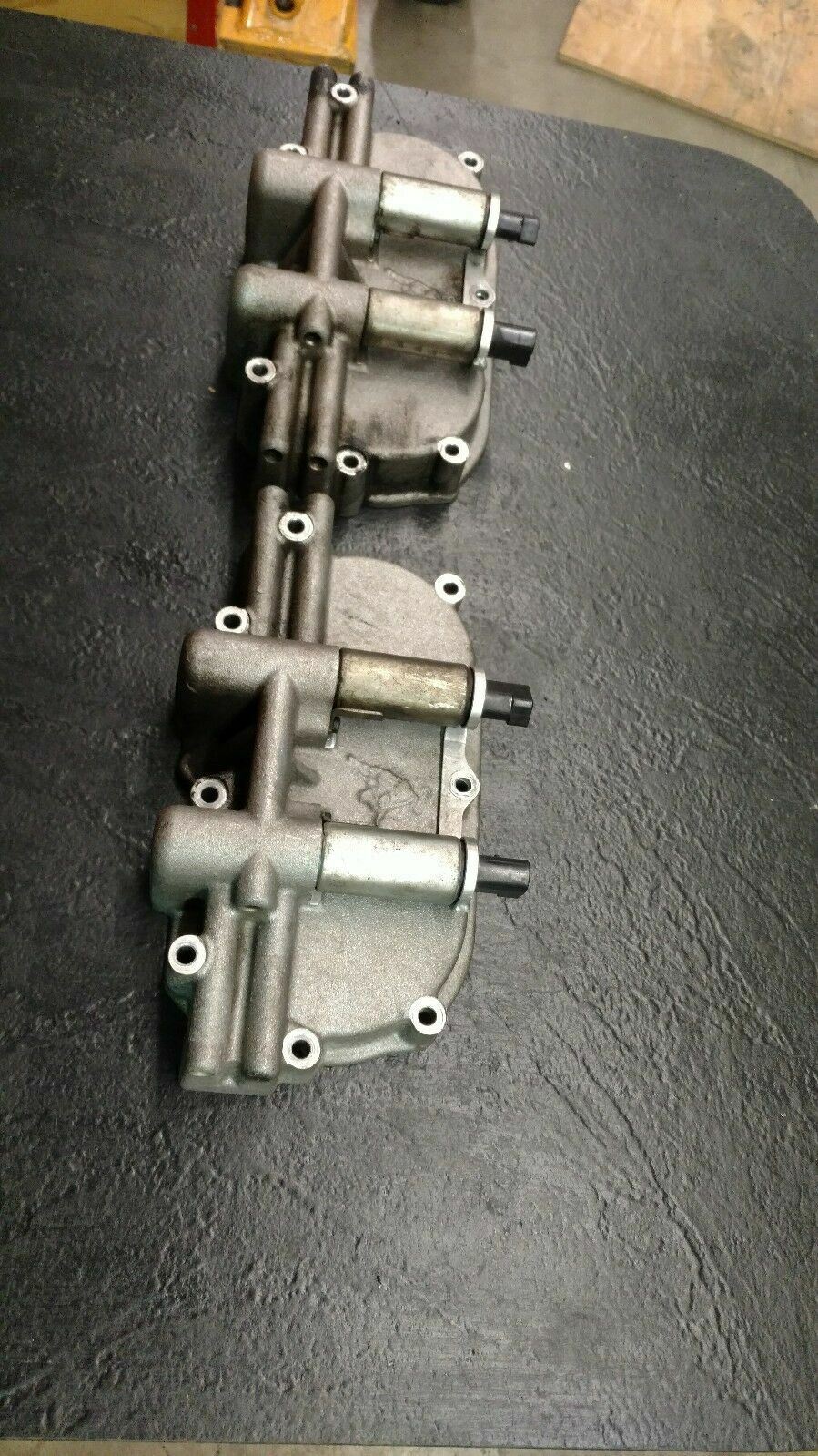 LAMBORGHINI MURCIELAGO ENGINE MOTOR COVER CAP OEM 07M109153E