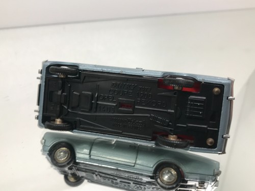 DINKY TOYS FRANCE 1405 OPEL REKORD 1900 COUPE -BLUE METALLIC 1:43- GOOD - 477 - Picture 4 of 6