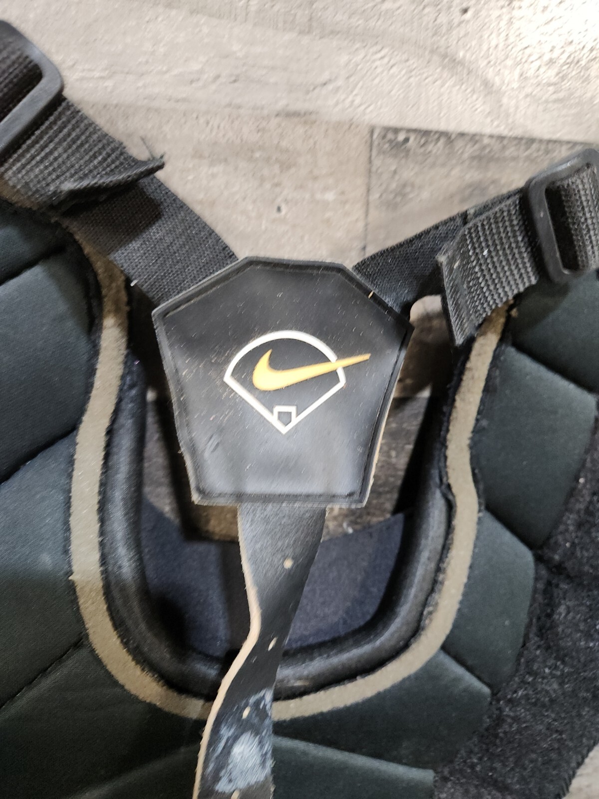 Nike Catcher Pro Gold Chest Protector Adult 18" DriFit Baseball Umpire