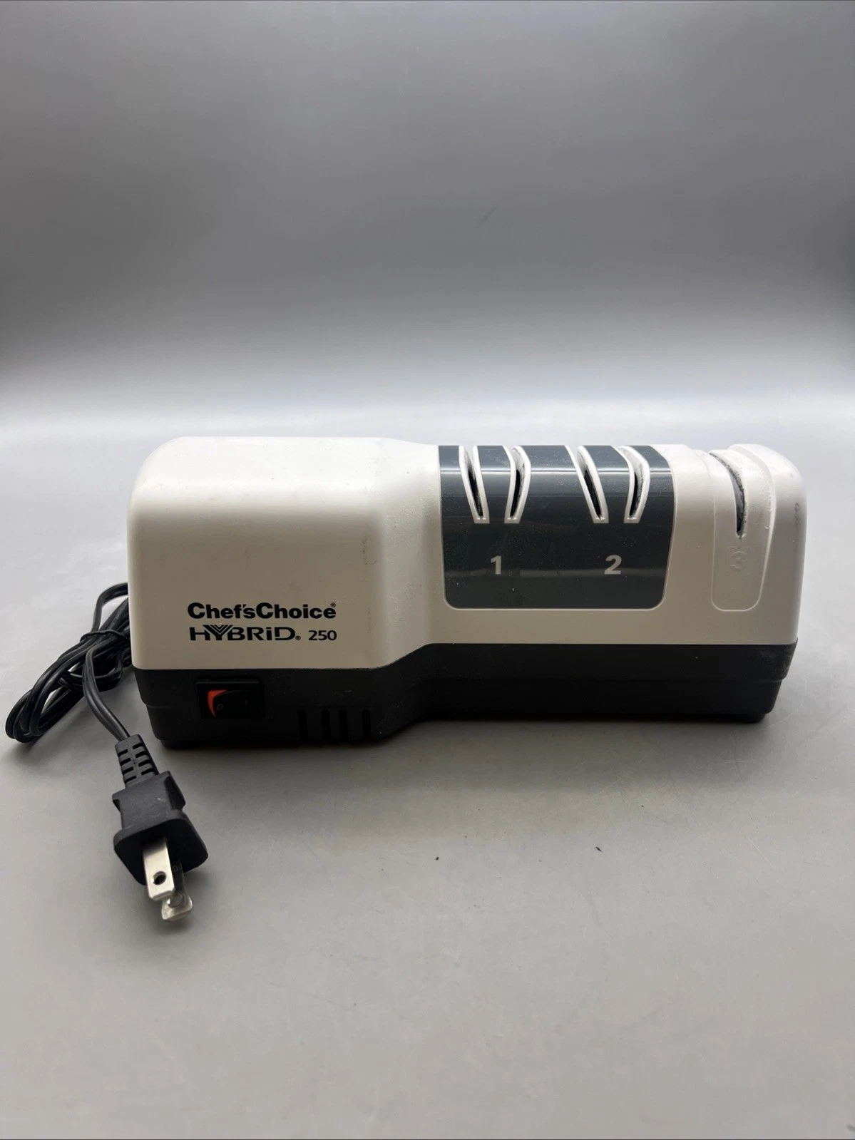 Chefs Choice Hybrid 250 Knife Sharpener Fast Shipping I03