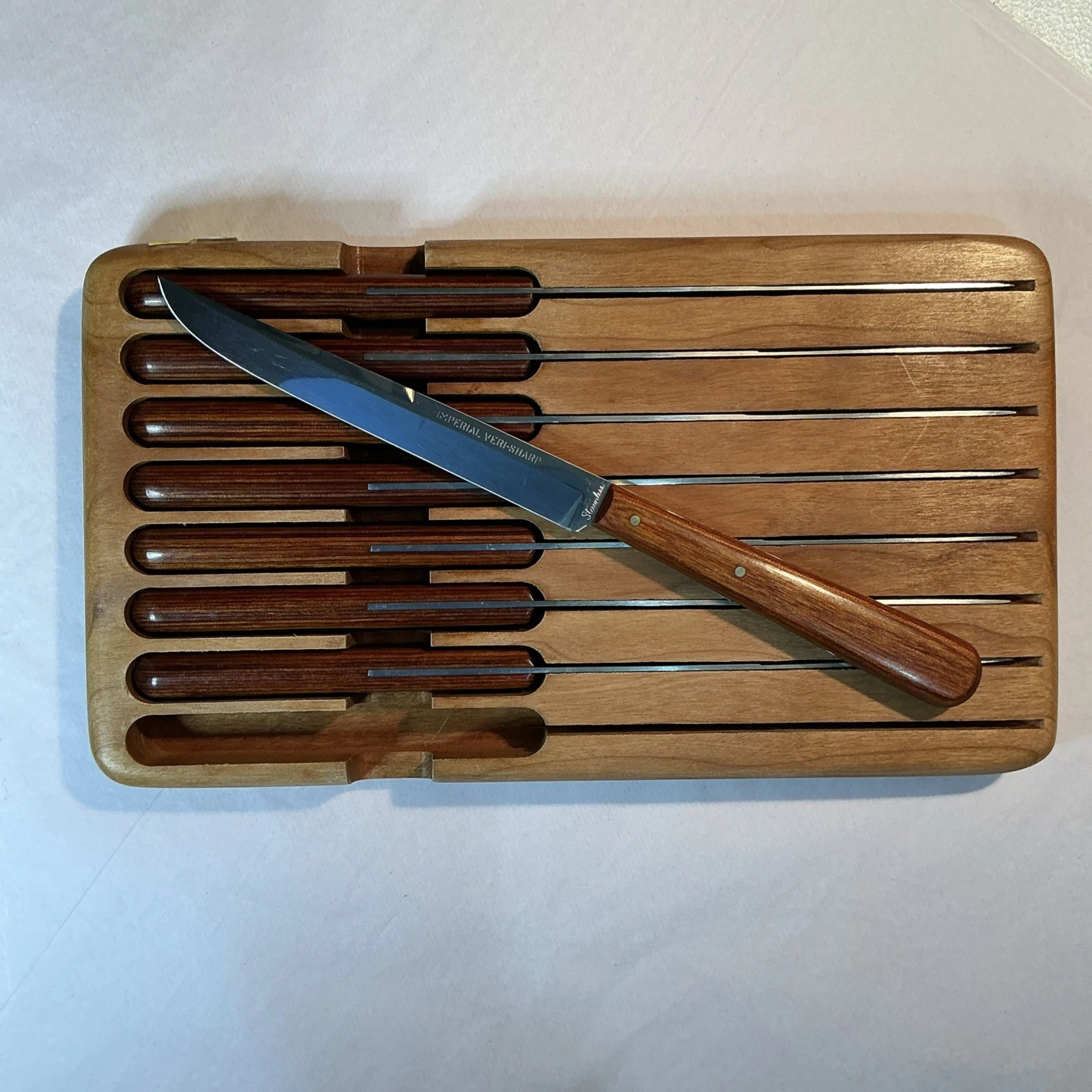 IMPERIAL VERI SHARP USA Wood Handle Knife Set of 8 With Wood Storage Stainless
Opens in a new window