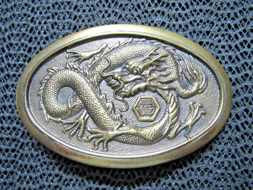 ASIAN DRAGON MYTHICAL TREASURE HIPPIE BELT BUCKLE! VINTAGE! RARE! 1978! USA!