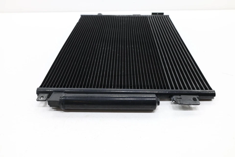 Condensador Dodge Challenger 2011-2023 68085784aa Foto 4 de 4