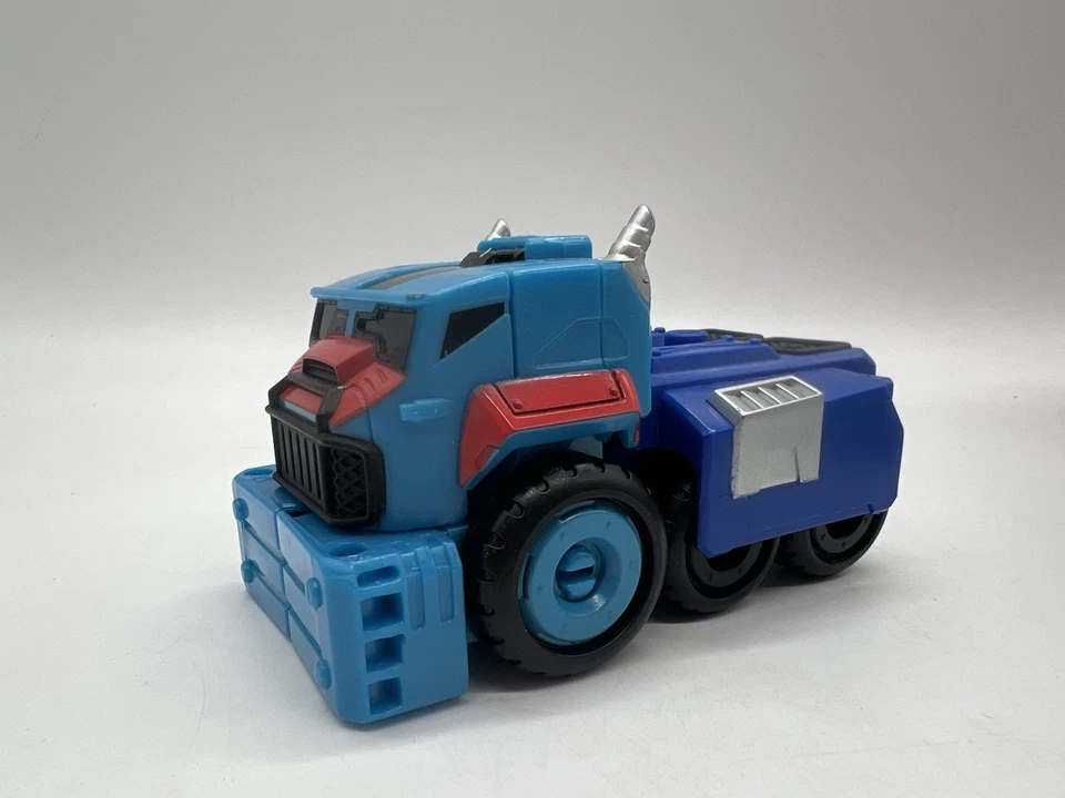 Lot Of 5 Playskool Transformers Rescue Bots Optimus Prime, Chase Medix Heatwave - Image 2 of 4