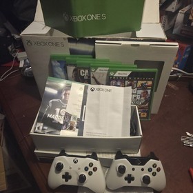 Xbox One S 500GB White Console Bundle Madden 18 Box 2 Controllers Kinect 5 Games