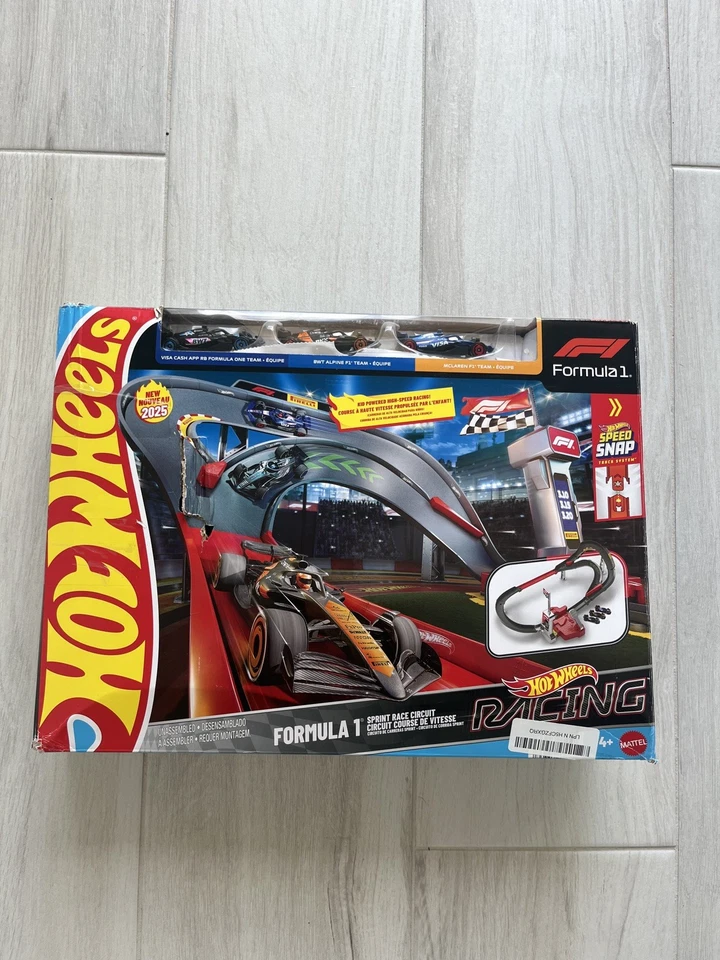 Hot Wheels Formula 1 Sprint Race Track Set 2025 | New In Hand 3-Car Racing - Image 2 of 4