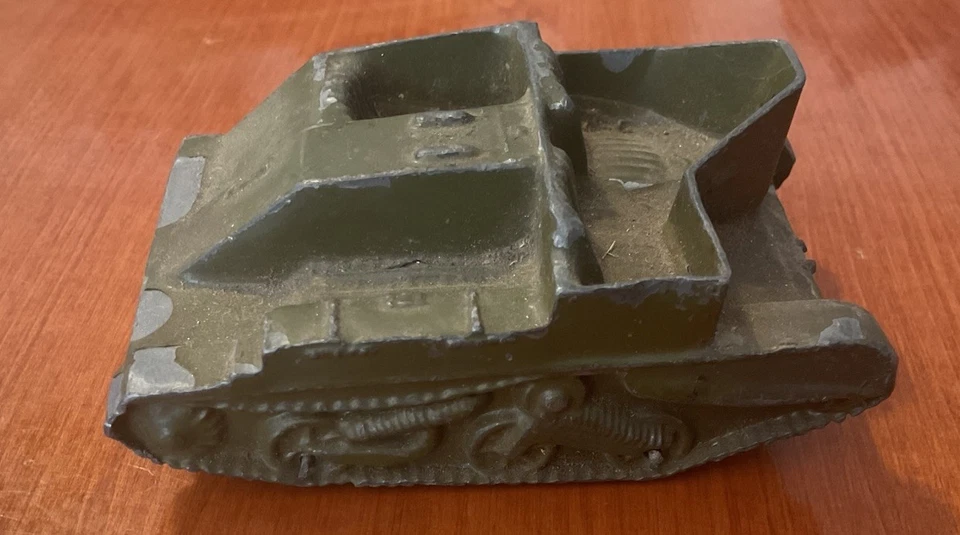 BRITAINS LTD Bren Gun Carrier WWII Vehicle - Image 3 of 4