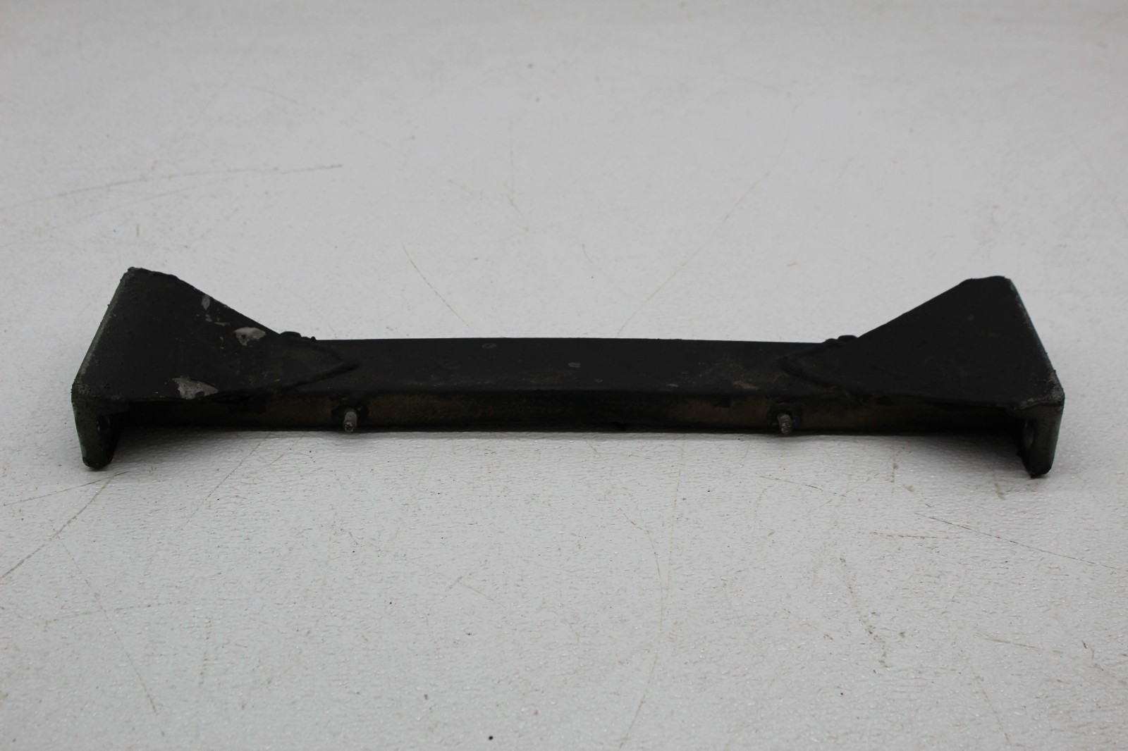99-01 FERRARI 456 M ENGINE MOTOR CENTER BRACKET MOUNT