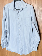 VAN HEUSEN MENS DRESS SHIRT 32/33 - 15 1/2 WRINKLE RESISTANT PIQUE PALE BLUE