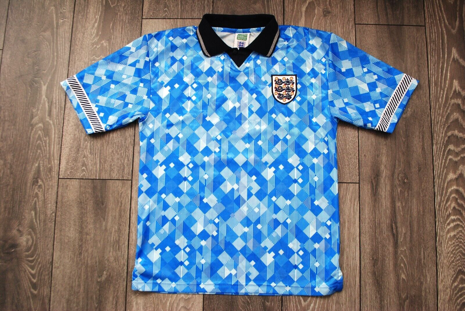 ENGLAND RETRO 1990 THIRD FOOTBALL SHIRT SCORE DRAW NATIONAL TEAM JERSEY MEDIUM