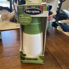 Herb Mill by Microplane 