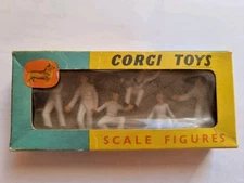 Corgi Toys 1501 BOXED 1960's Silverstone Racing drivers & mechanics figure set