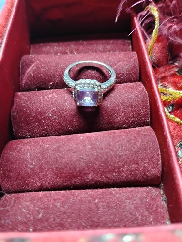 Sterling Silver Ring Purple Amethyst Color Stone & Clear Accents Sz 7 Marked - Picture 15 of 24