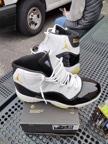Air Jordan Retro 11