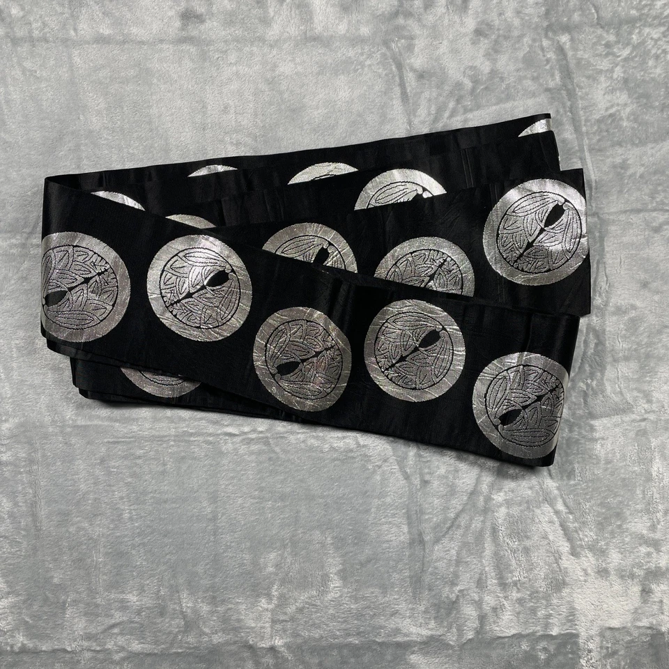Cinturón Kimono Obi Brocado Japonés Vintage Diseño Hoja Negra y Plateada Foto 4 de 4