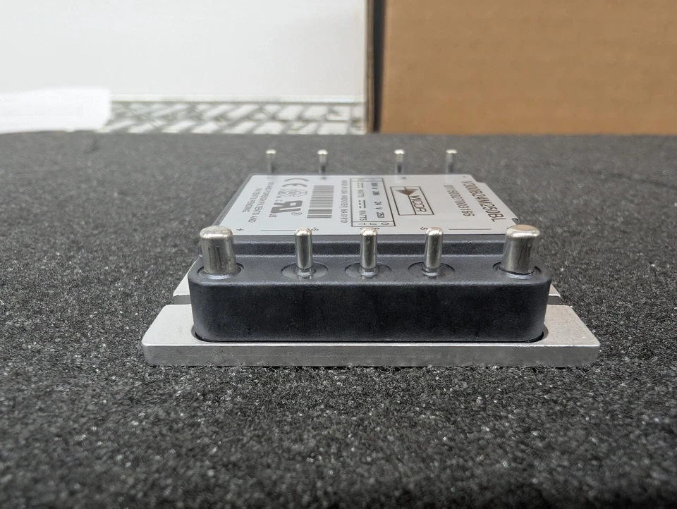 New, Vicor, V300B24M250BL, DC DC CONVERTER 24V 250W - Image 3 of 4