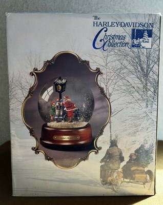 Harley-Davidson ''Santa's Helper'' musical snow globe.  Unsure If It Works!