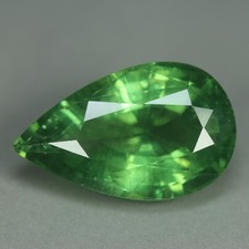 12.21 Cts Ravishing Best Color 100 Natural Unheated Green Apatite Brazil