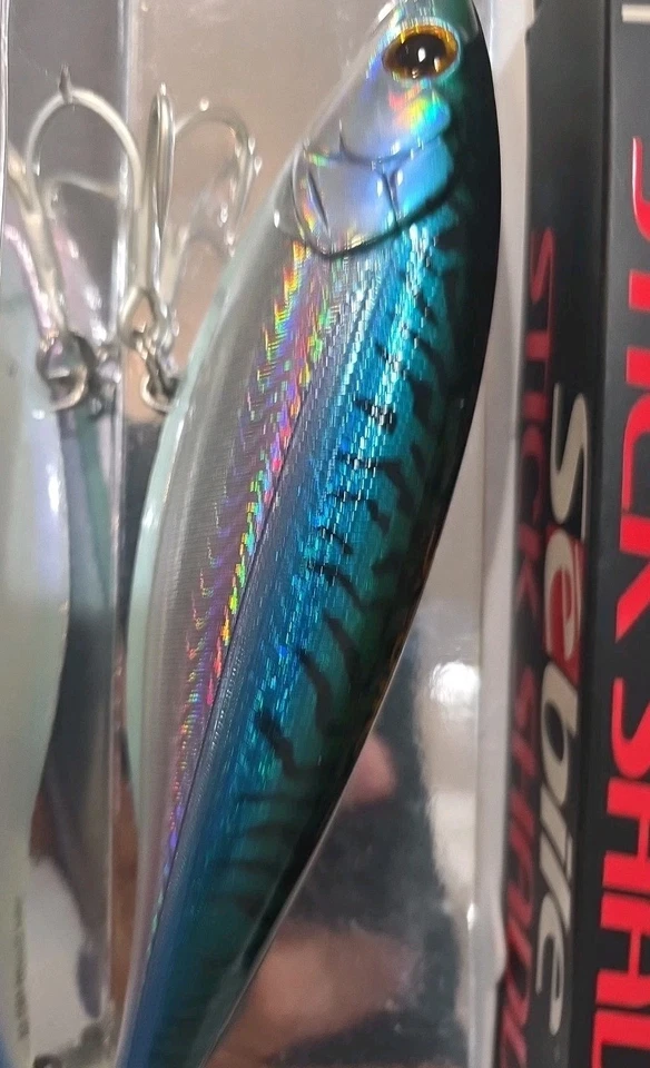 Señuelo Sebile Stick Shadd Hunding 7 1/8" Striper Tuna King 4 3/4 oz caballa verde  Foto 2 de 4