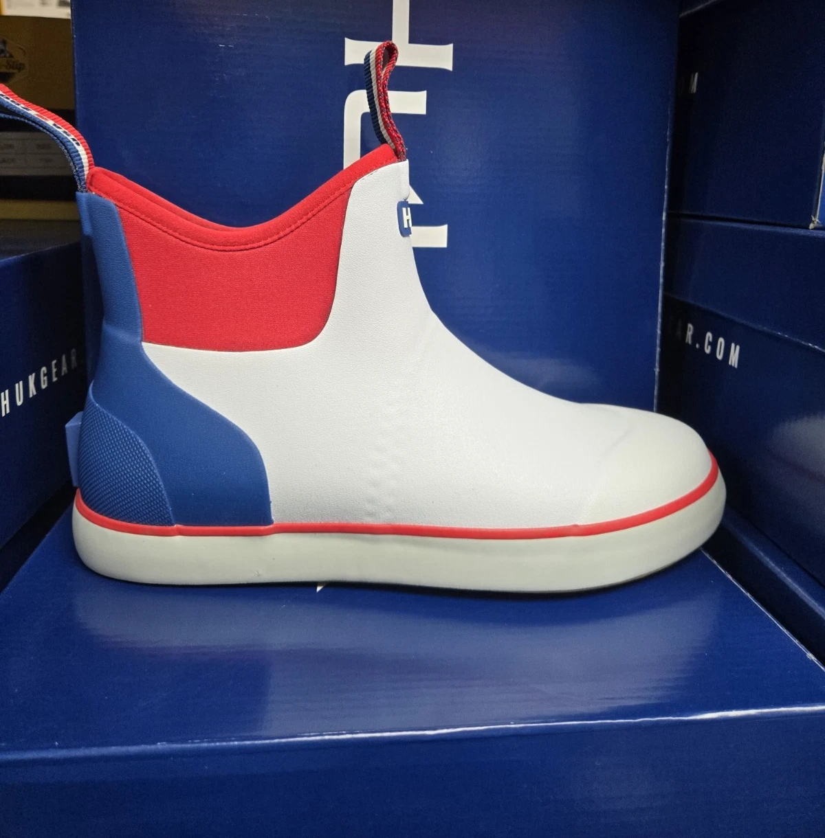 New HUK America 250 Rogue Wave Boots Mens White
Opens in a new window or tab