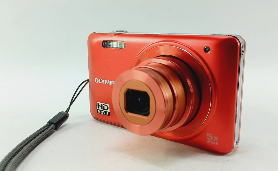 Olympus VG-160 14MP 5x Zoom Compact Digital Camera Red With Sleeve - Image 2 of 4