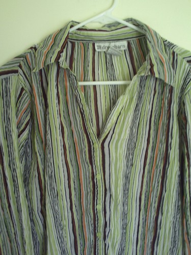 DRESSBARN Artsy Stretchy Accordian 100% Polyester, Pleat Blouse Top Womens Sz M - Picture 2 of 3
