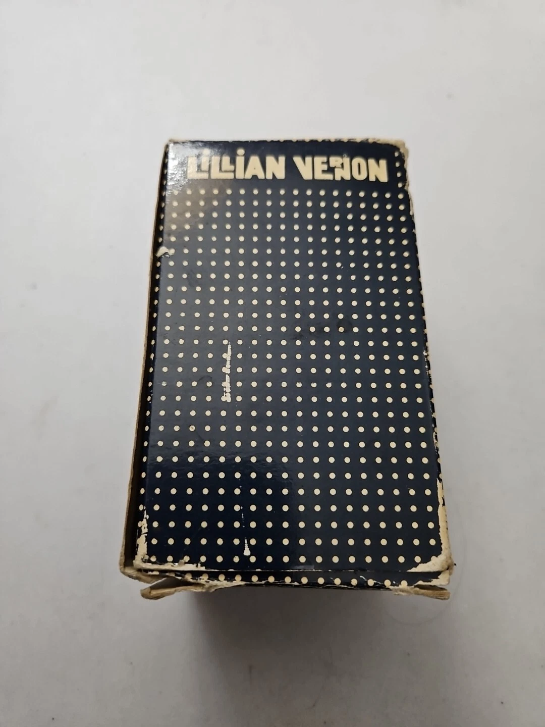 Lillian Vernon Mini Loaf Pans Set (LV 5562) In original box