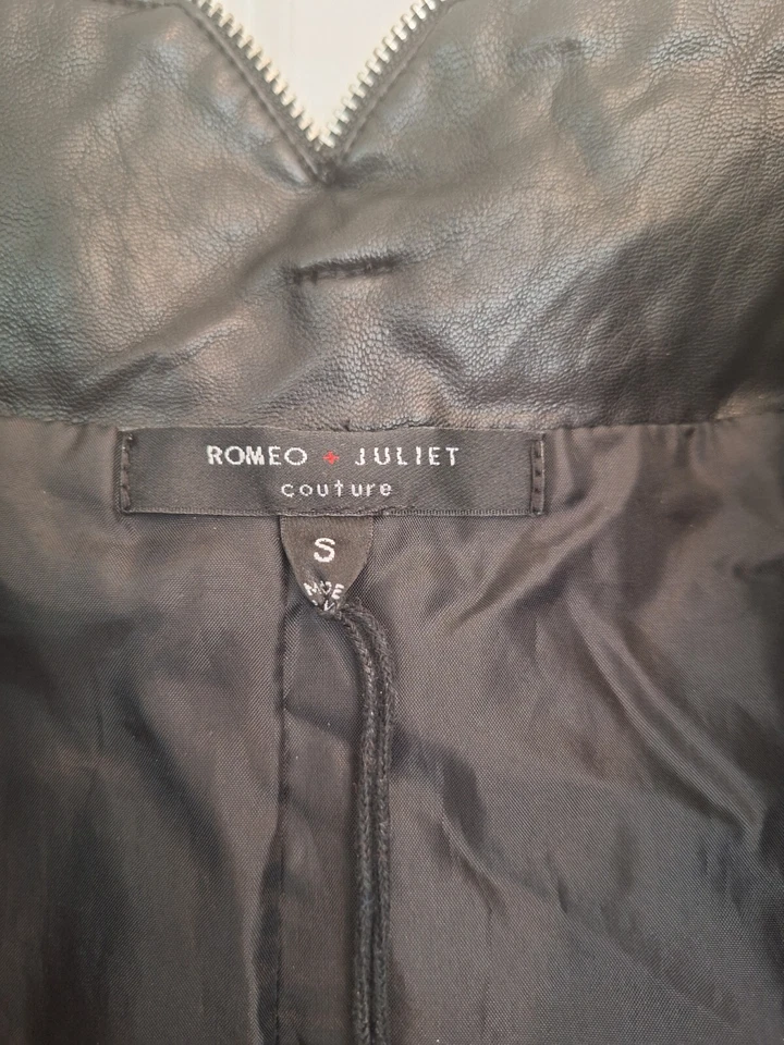 Romeo&Juliet Couture Black faux leather with pockets size S - Image 3 of 4