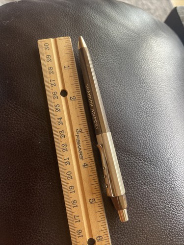 Pluma vintage SHANNON aeropuerto de Irlanda MCM 1960 rara coleccionable sin tinta - Imagen 2 de 6