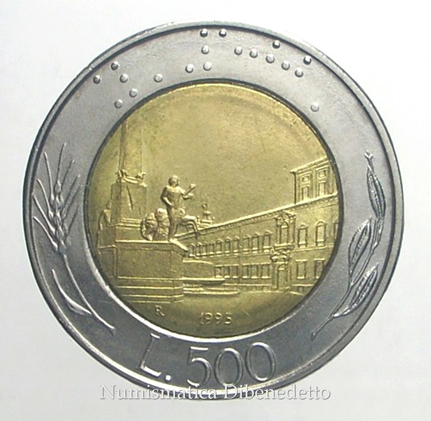 Foto 19 di 25