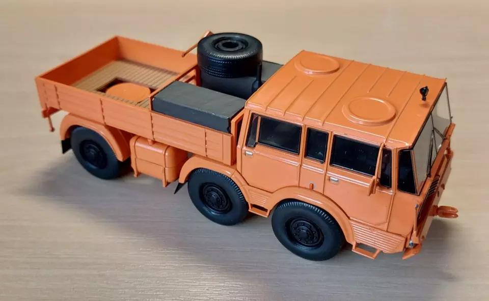 Tatra 813 6x6, 1968, escala 1/43, De Agostini Foto 3 de 4