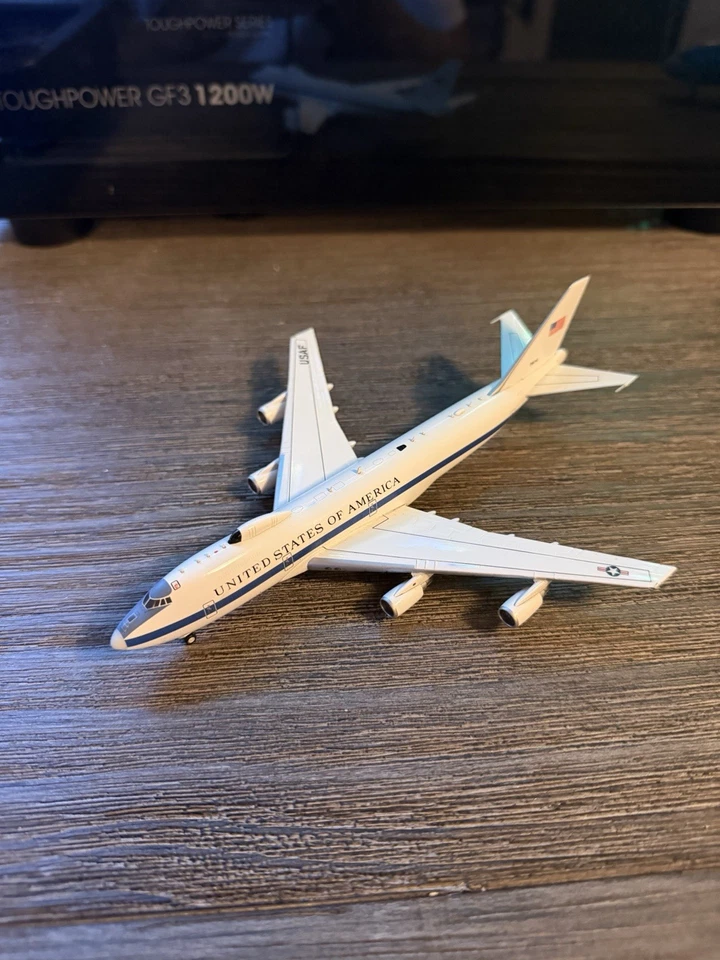 GeminiJets USAF Boeing E-4B GMUSA083 - Image 2 of 4