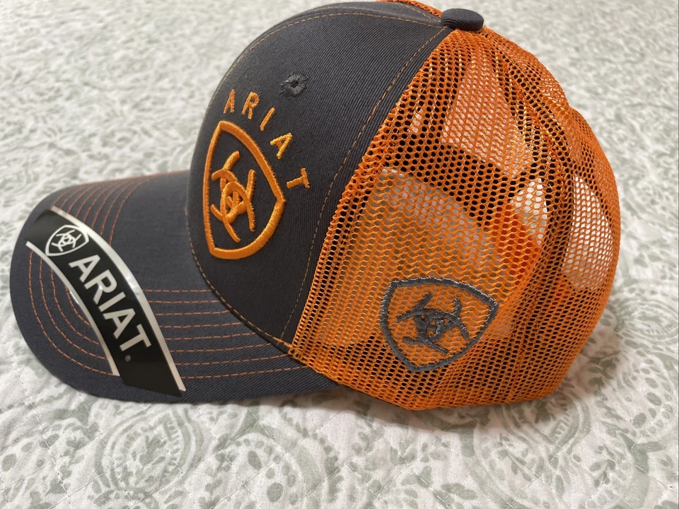 Gorra Ariat Para Hombres B-Fit Escudo Logo Malla Espalda Snapback Sombrero Foto 2 de 4