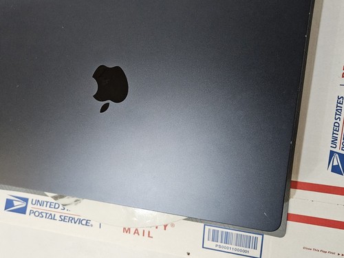 Apple MacBook Air 2023 15" Laptop 256GB M2 8GB RAM *COSMETIC ISSUES* APPLE CARE+ - Afbeelding 10 van 15
