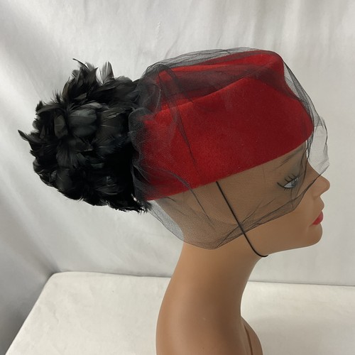 Retro 1990s Street Smart Betmar Pillbox Hat Red Wool Black Plume & Veil Small - Picture 2 of 7