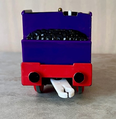 "CHARLIE" TrackMaster Thomas & Friends Motorized Train - Cleaned and Working! - Picture 8 of 12