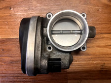 BMW E46 E87 E90 E91 N40 N42 N45 N46 Drosselklappenstutzen Drosselklappe 1439224.