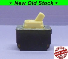 Vintage Despard Interchangeable Toggle Light Switch, 3-Way Leviton Ivory