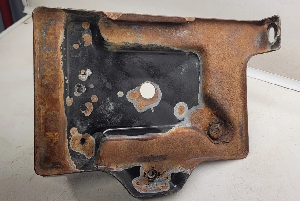 Bandeja de batería de pasajero lado derecho OEM 88-98 C/K Chevy GMC Truck 1500 2500 3500 Foto 3 de 3