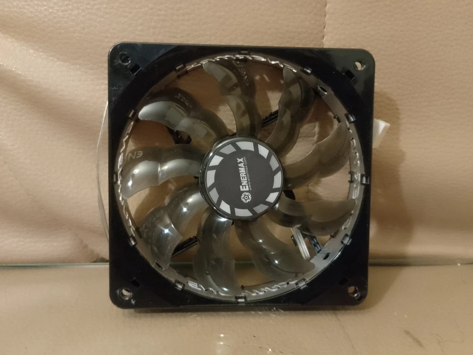 Enermax UCTB12 PC Lüfter Silence 12cm 120 x 120 x 25mm 12V 0,20A - Image 2 of 2