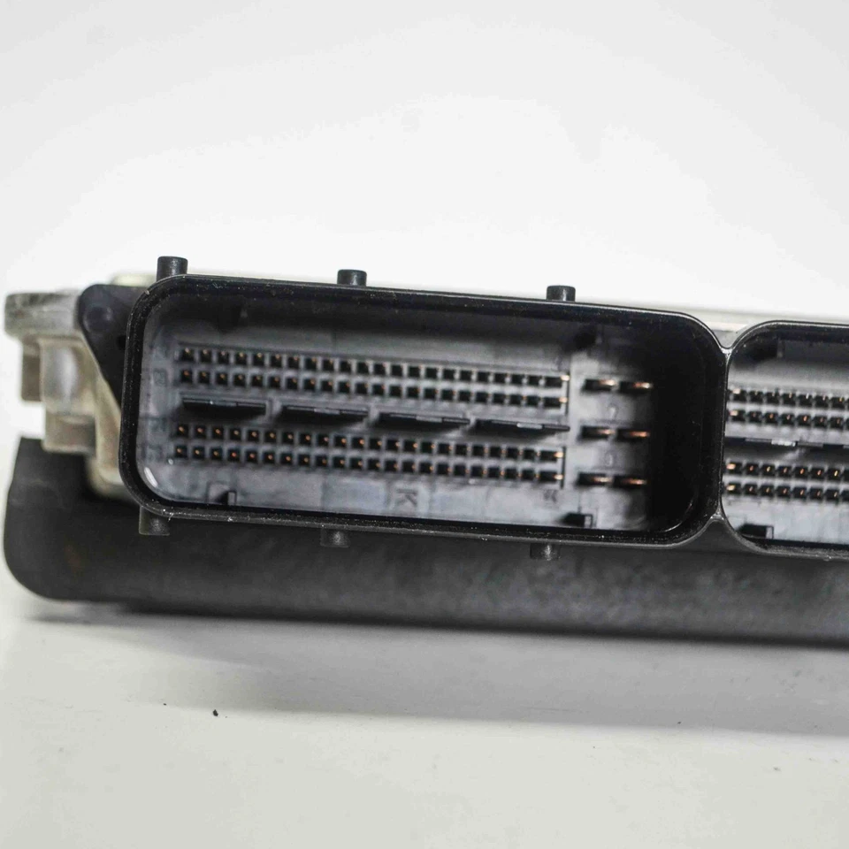 Centralina motore AUDI A4 8K2, B8 03L906022C 2.0 Diesel 105kw 2010 11295366 - Immagine 3 di 4