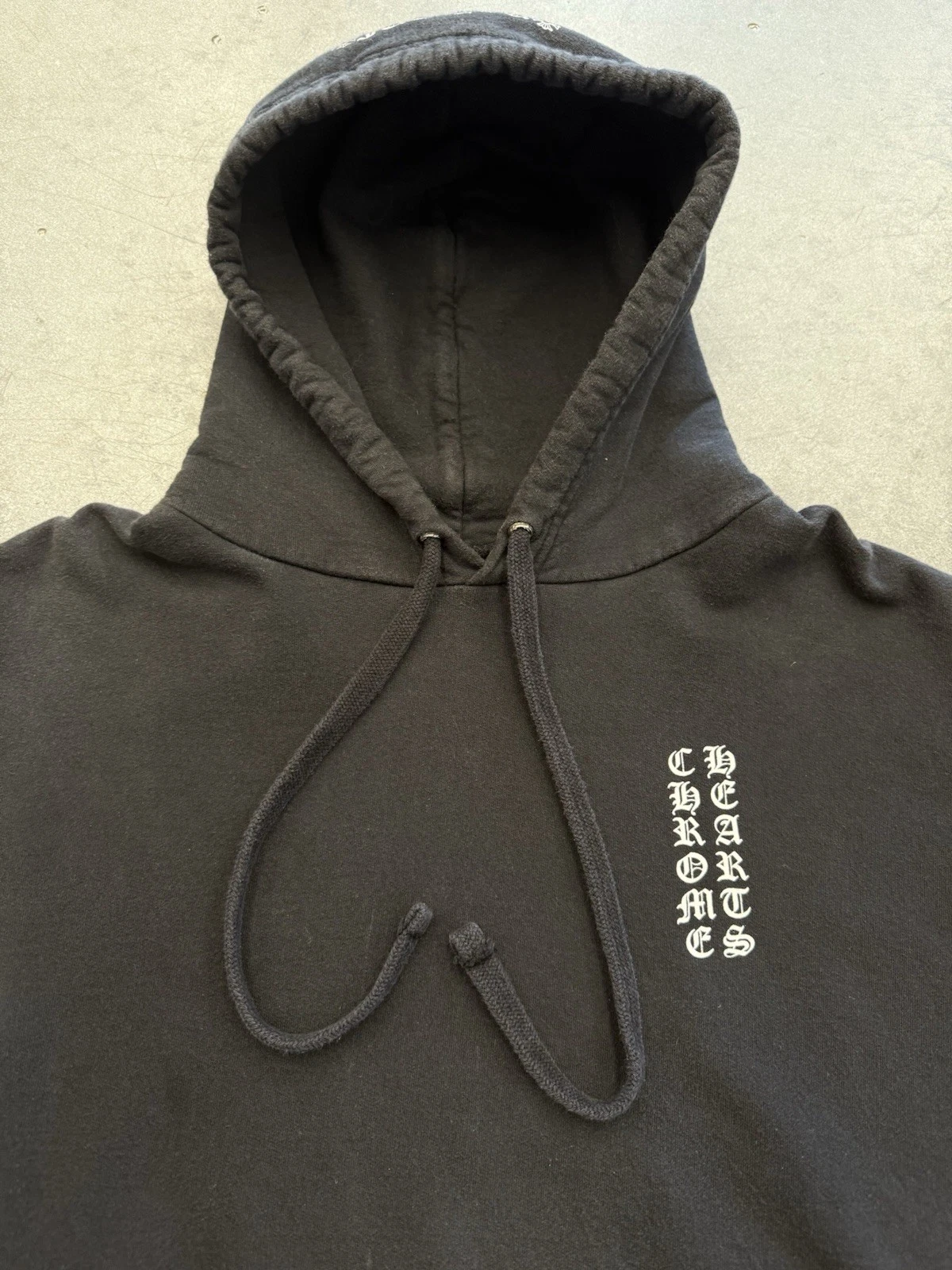 Felpa con cappuccio Chrome Hearts logo verticale FU nera